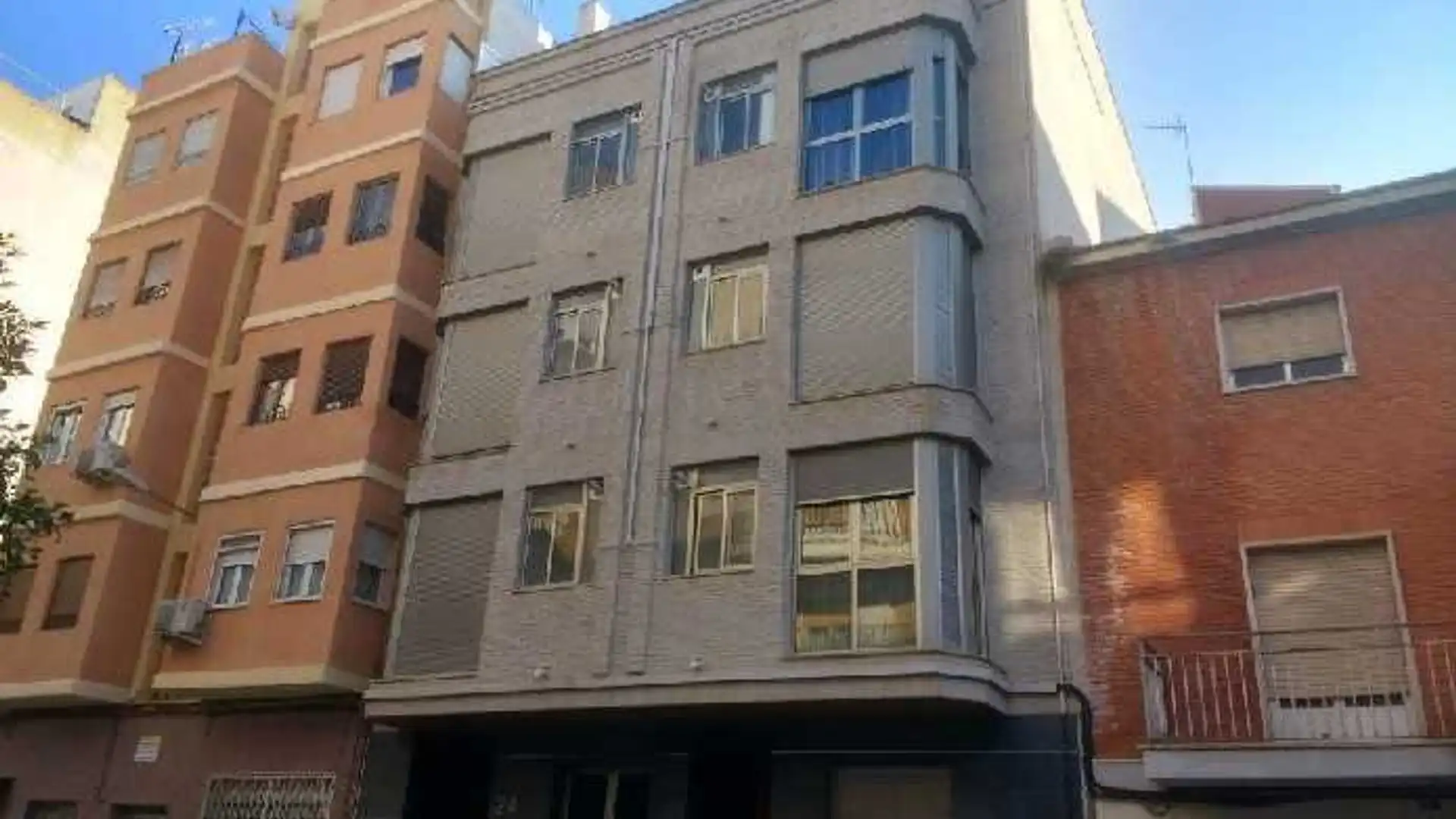 Vista exterior de Trastero en venta en Villena