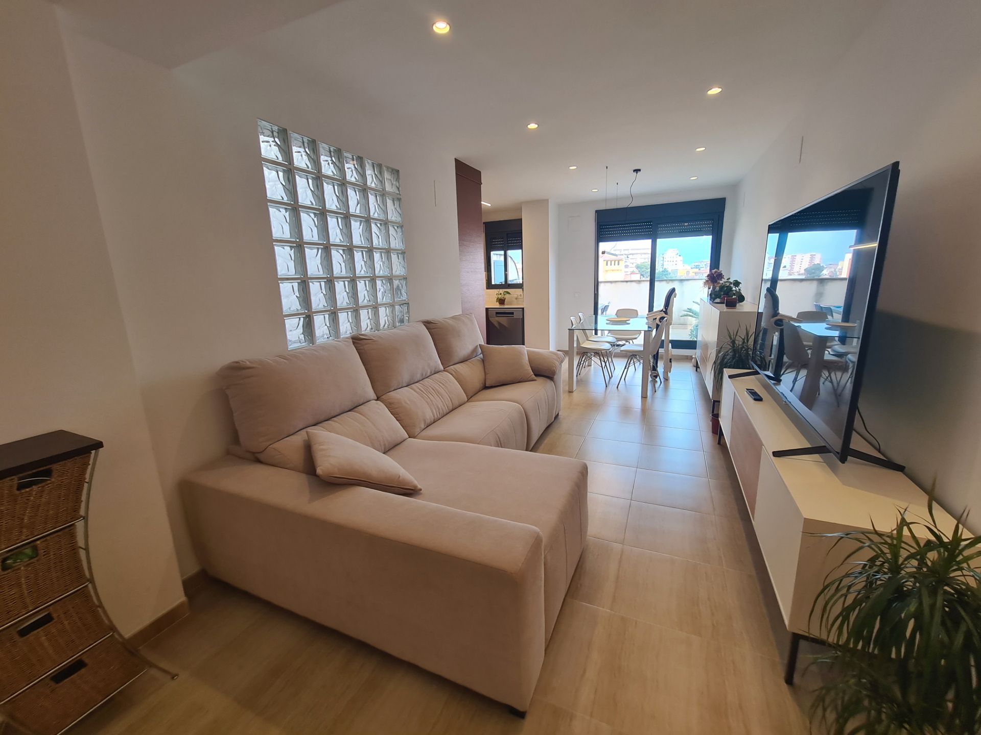 Wohnzimmer von Maisonette zum Verkauf in Vinaròs mit Klimaanlage, Heizung und Terrasse