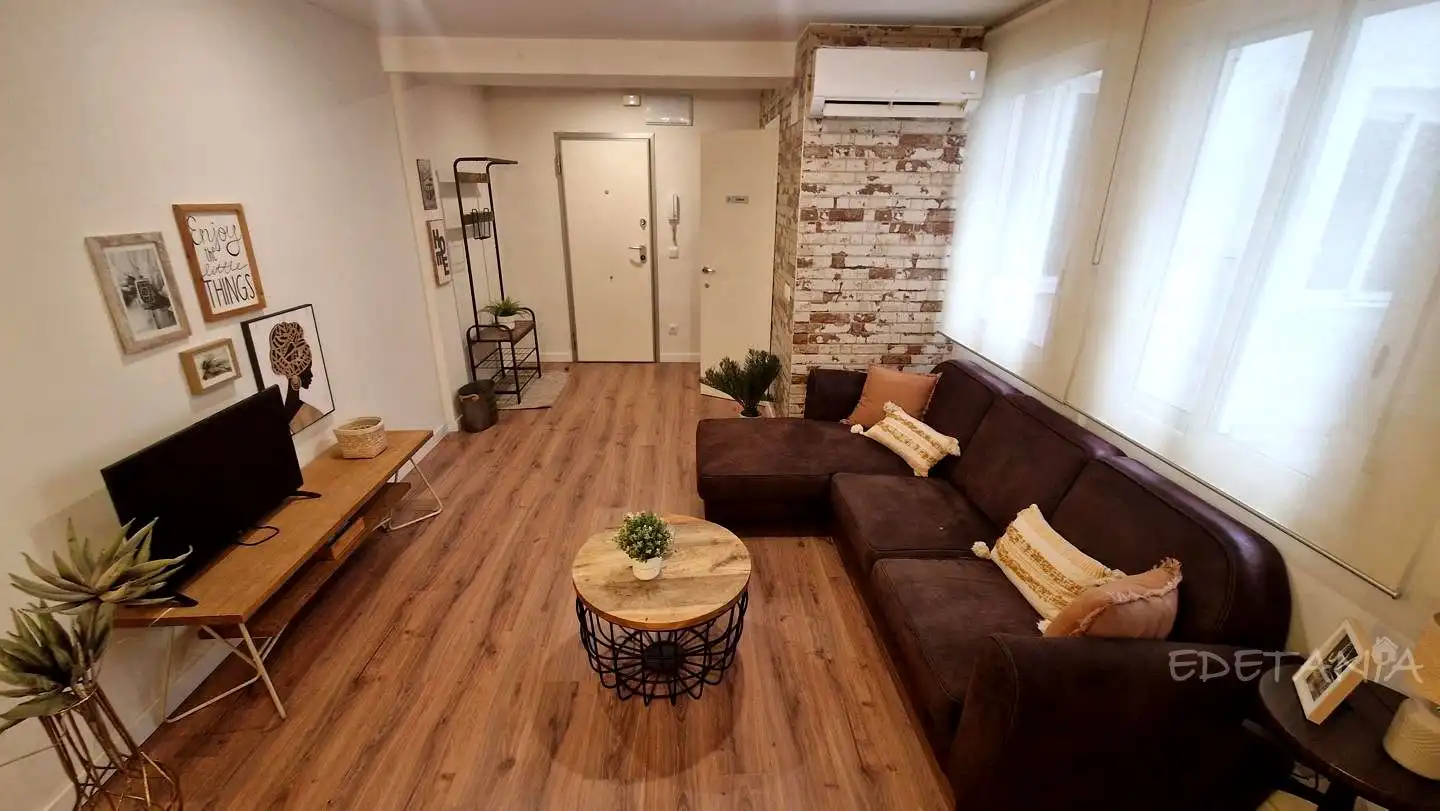 Wohnzimmer von Wohnung zur Miete in Moncada mit Klimaanlage und Möbliert