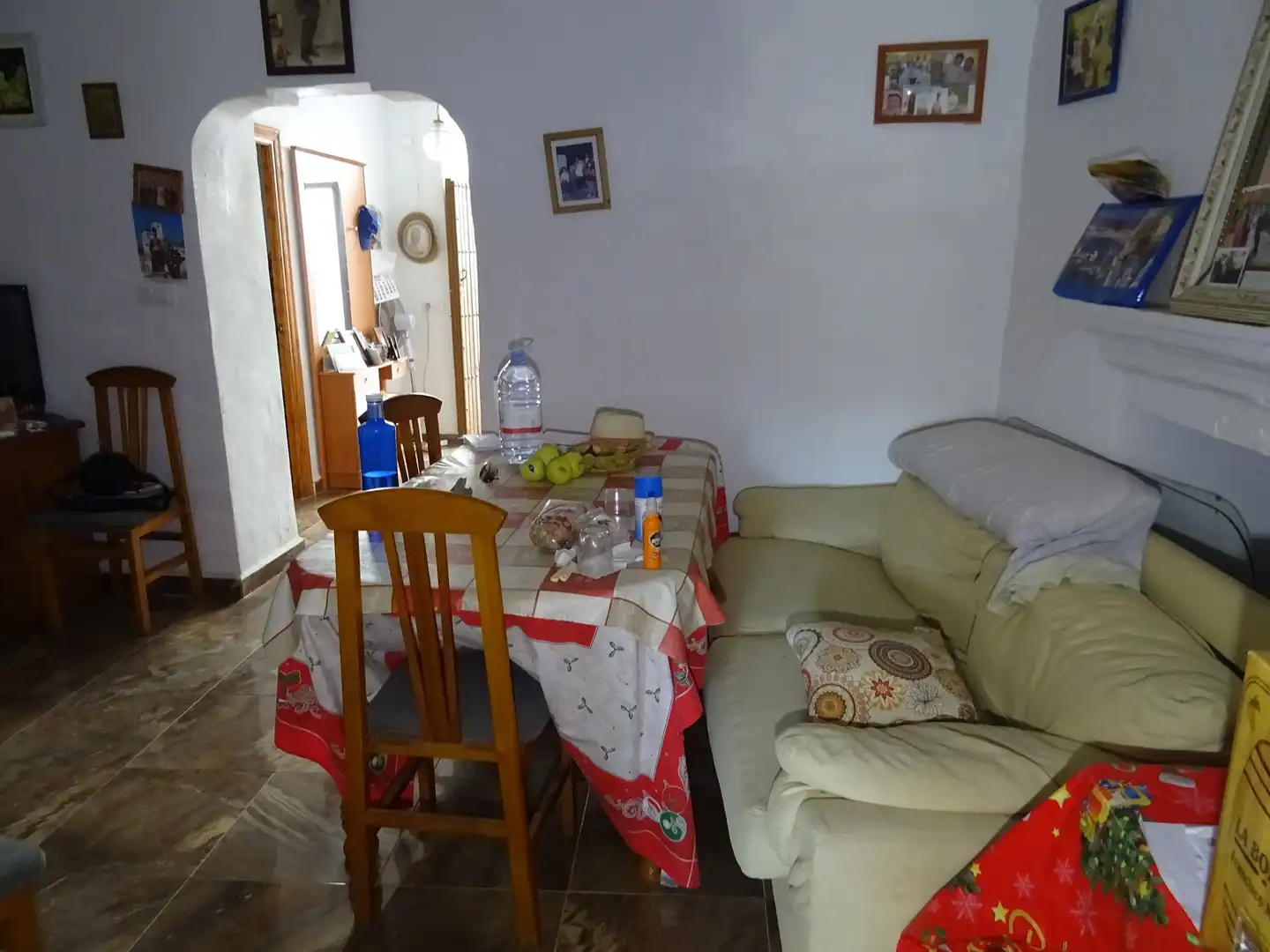 Comedor de Casa adosada en venta en Turón con Jardín privado, Terraza y Amueblado