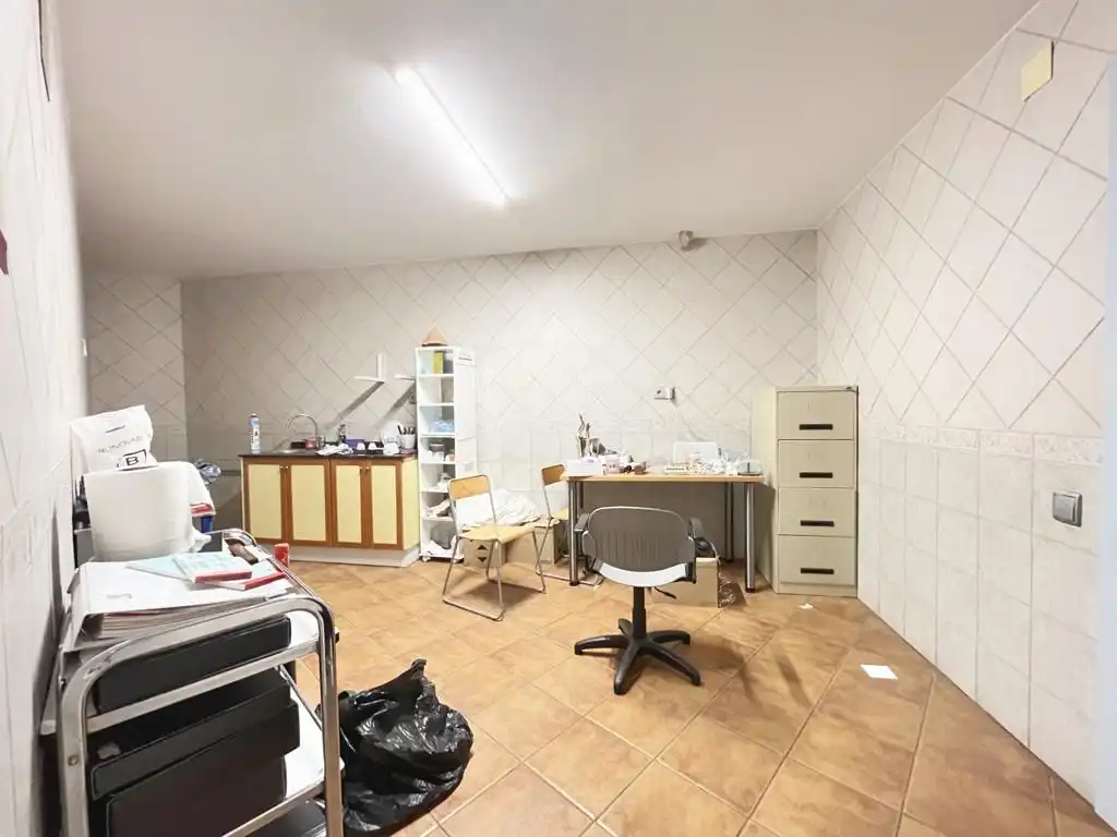 Commercial properties for sale in Terrassa  with Air Conditioner and Parquet flooring