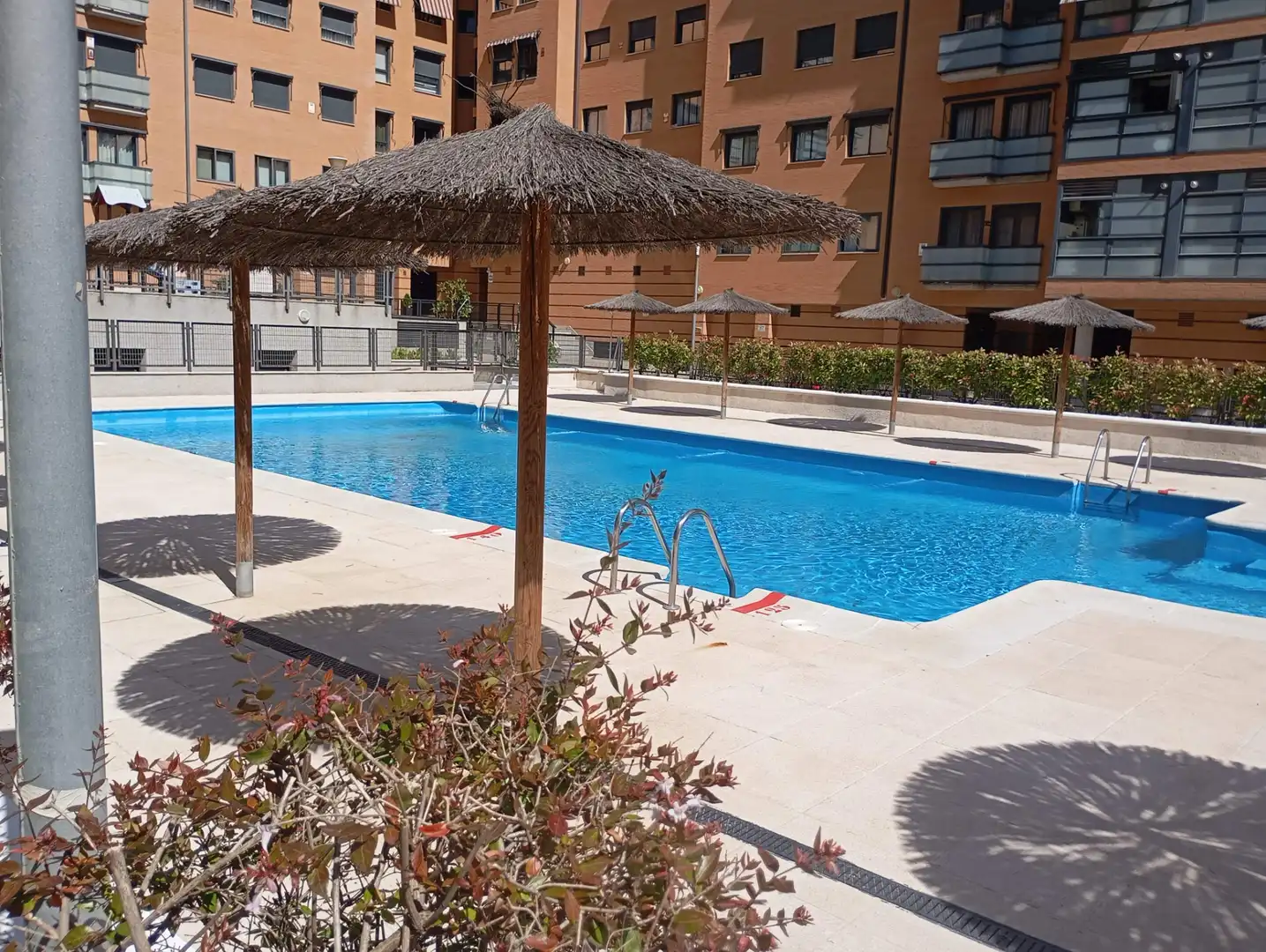 Piscina de Ático en venta en Rivas-Vaciamadrid con Aire acondicionado, Calefacción y Terraza
