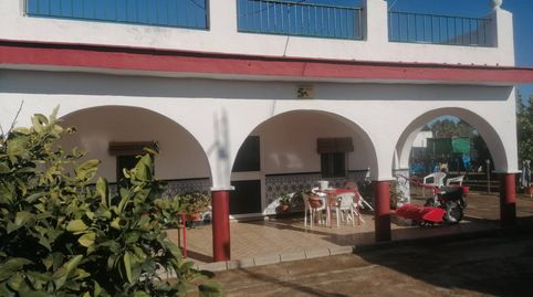 Chalet unifamiliar en venta en Carmona, imagen 2