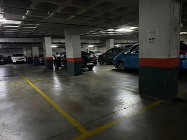 Doppelparkplatz mit Aufzug zum Verkauf in Calle de Santa Leonor