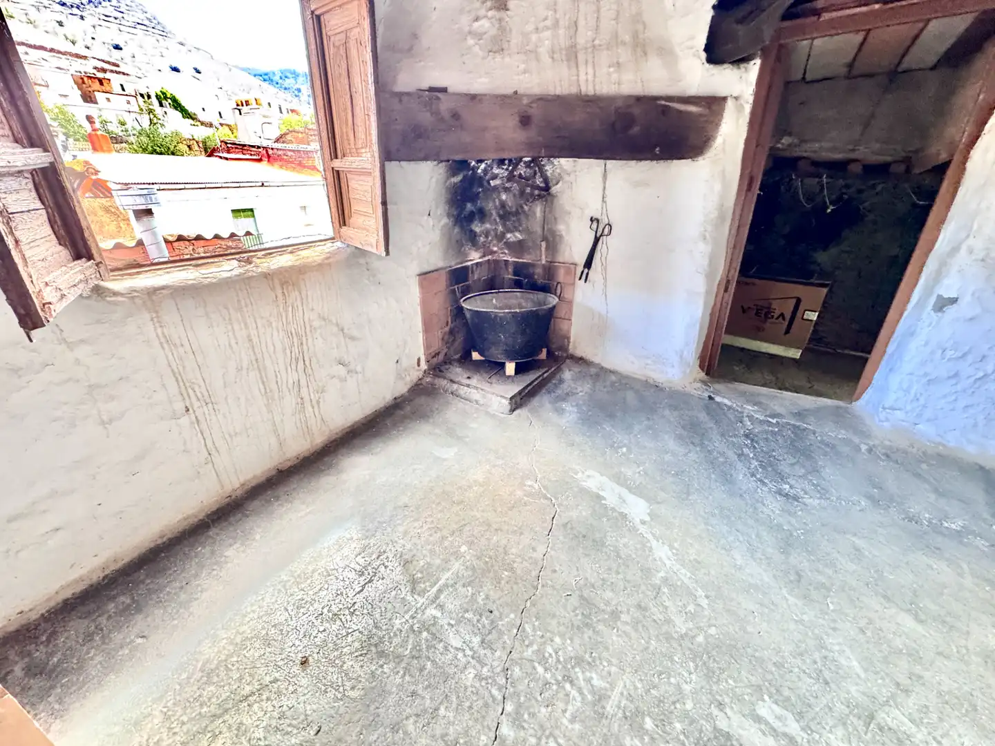Kitchen of Houses for sale in Aldeire  with Storage room, Furnished and Balcony