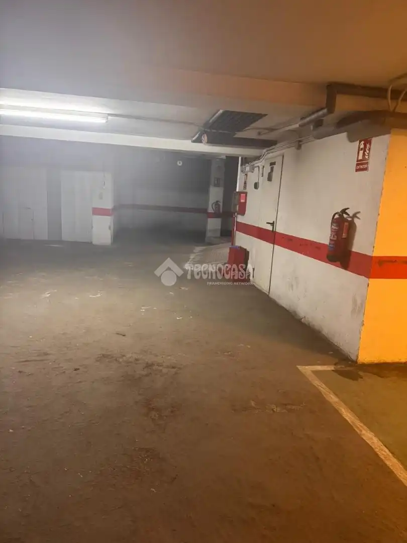 Parking de Garaje en venta en Carabanchel