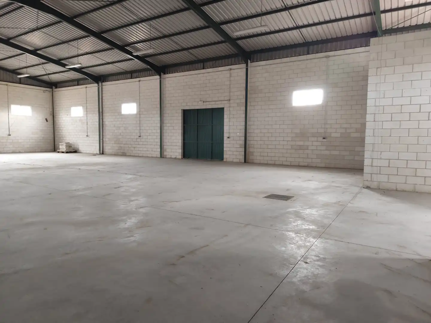 Nave industrial de alquiler en Sanlúcar de Barrameda