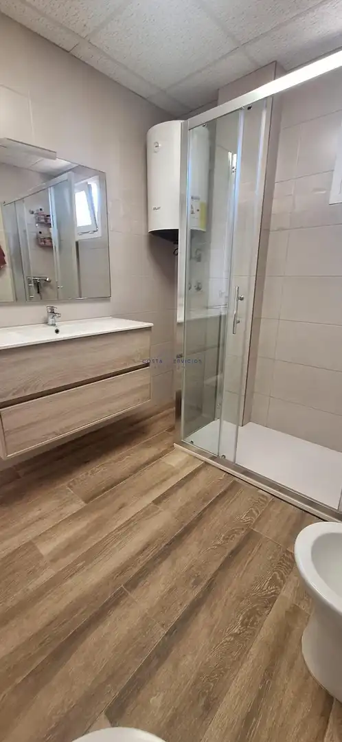 Bany de Finca rústica en venda en Gibraleón amb Aire condicionat, Terrassa i Piscina