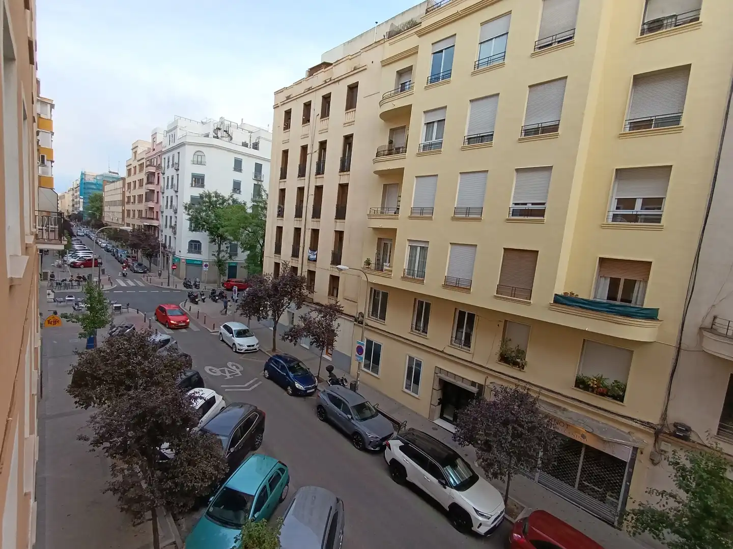 Vista exterior de Pis de lloguer en Madrid amb Calefacció, Parquet i Moblat