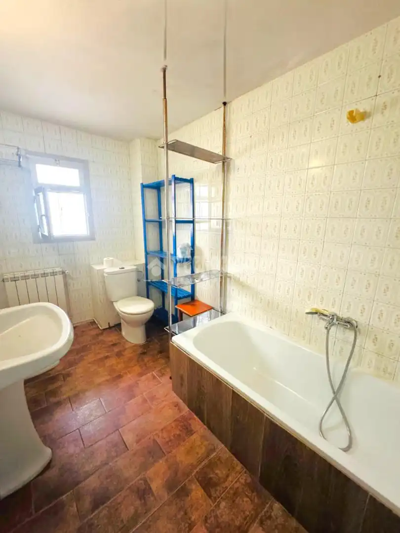 Bathroom of Flat for sale in Talavera de la Reina  with Air Conditioner, Heating and Terrace
