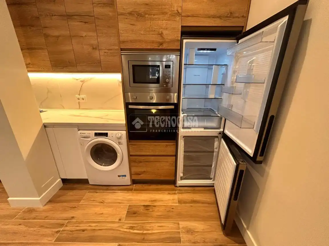 Cocina de Piso en venta en Madrid con Calefacción