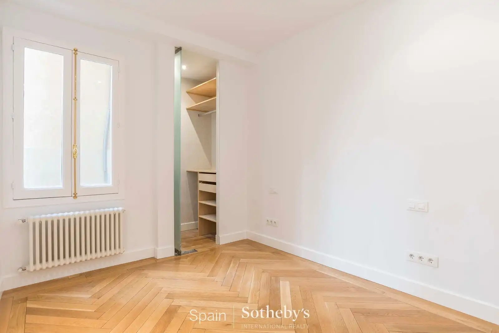 Schlafzimmer von Wohnungen zur Miete in Madrid mit Klimaanlage und Heizung