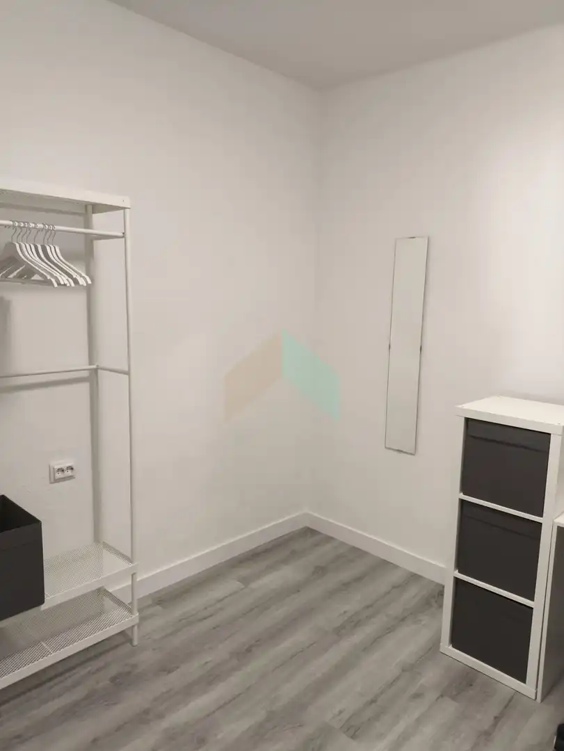 Schlafzimmer von Wohnungen zum Verkauf in Arona mit Möbliert