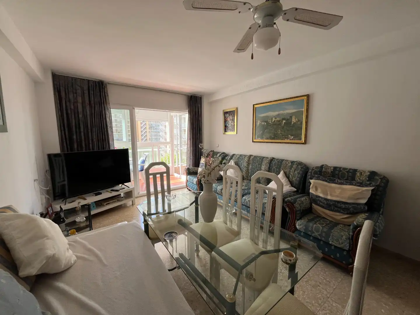 Sala de estar de Piso en venta en Alicante / Alacant con Terraza, Trastero y Amueblado
