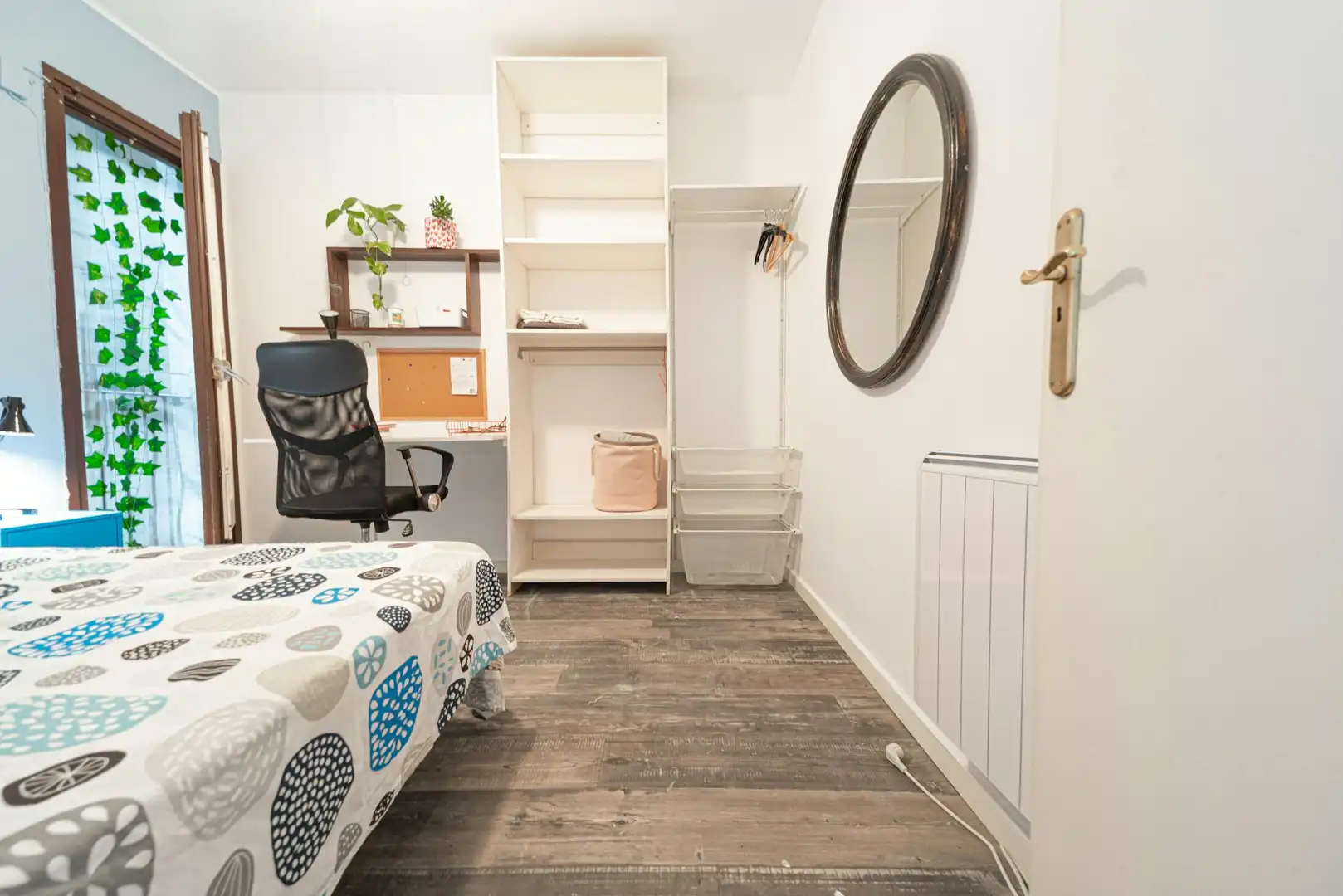 Habitación de Piso para compartir en  Barcelona Capital con Calefacción, Amueblado y Lavadora