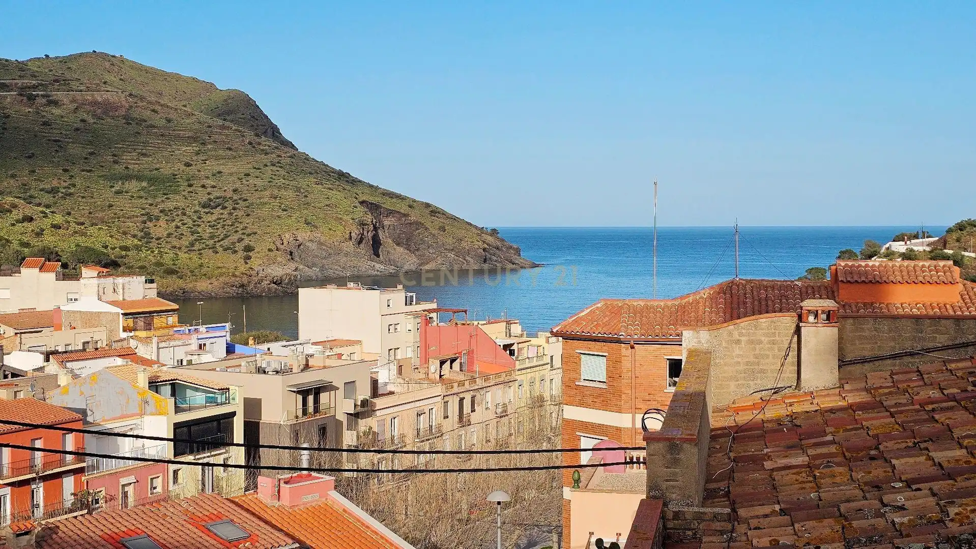 Vista exterior de Casa o chalet en venta en Portbou con Aire acondicionado, Horno y Lavadora