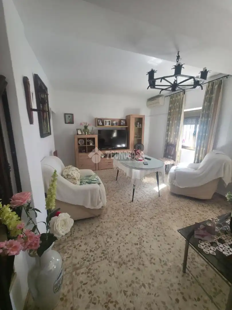 Sala de estar de Casa o chalet en venta en Montilla con Aire acondicionado y Terraza