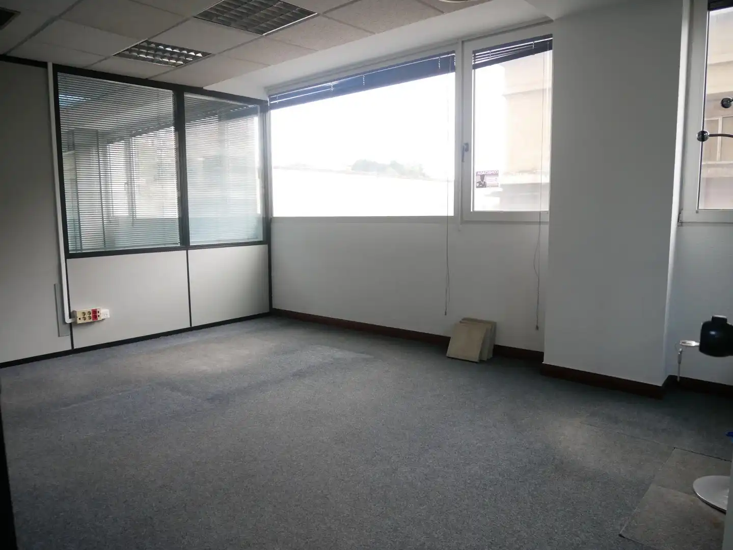 Büro zur Miete in Basauri  mit Klimaanlage und Heizung