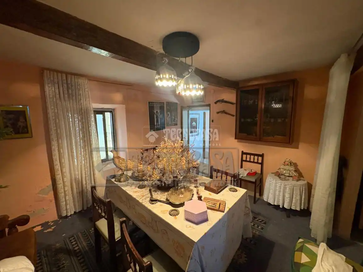 Comedor de Casa adosada en venta en Castillo-Albaráñez con Calefacción
