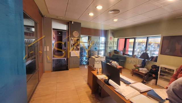 Nave industrial en Venta en Carrer de la Vila de Bilbao en Fuente del Jarro