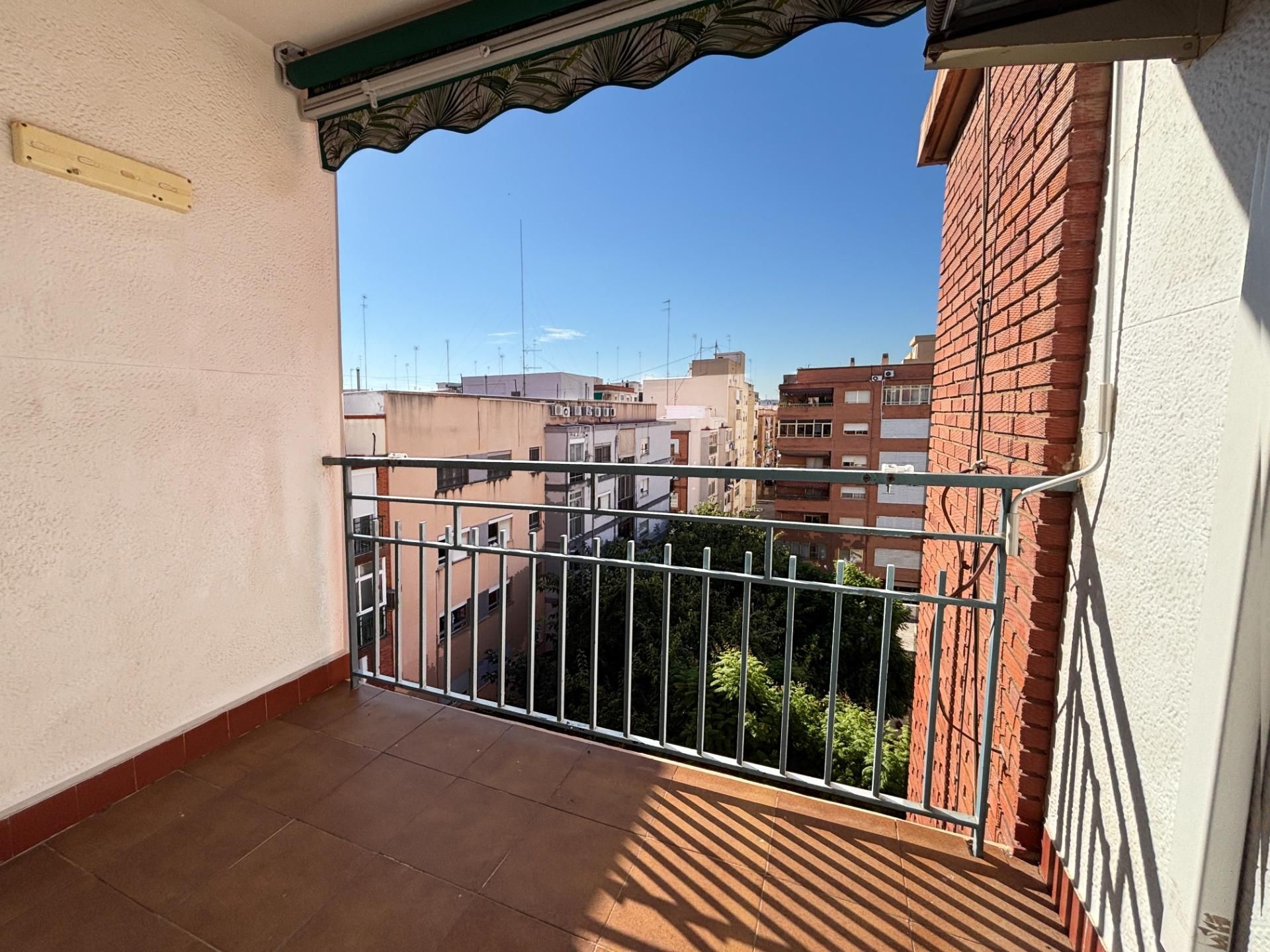 Balcony of Flat for sale in  Valencia Capital  with Air Conditioner and Balcony