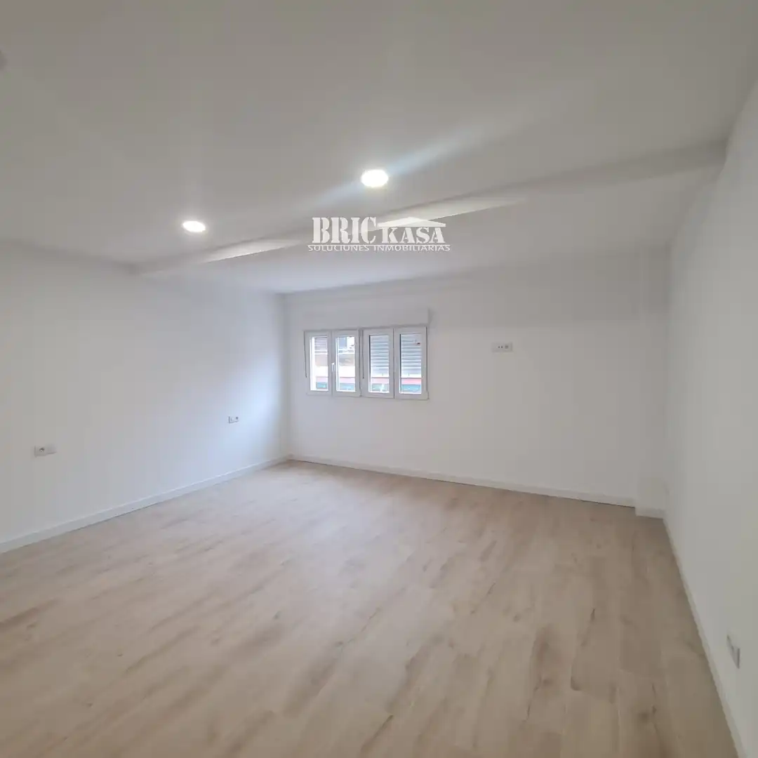 Buildings for sale in Madrid