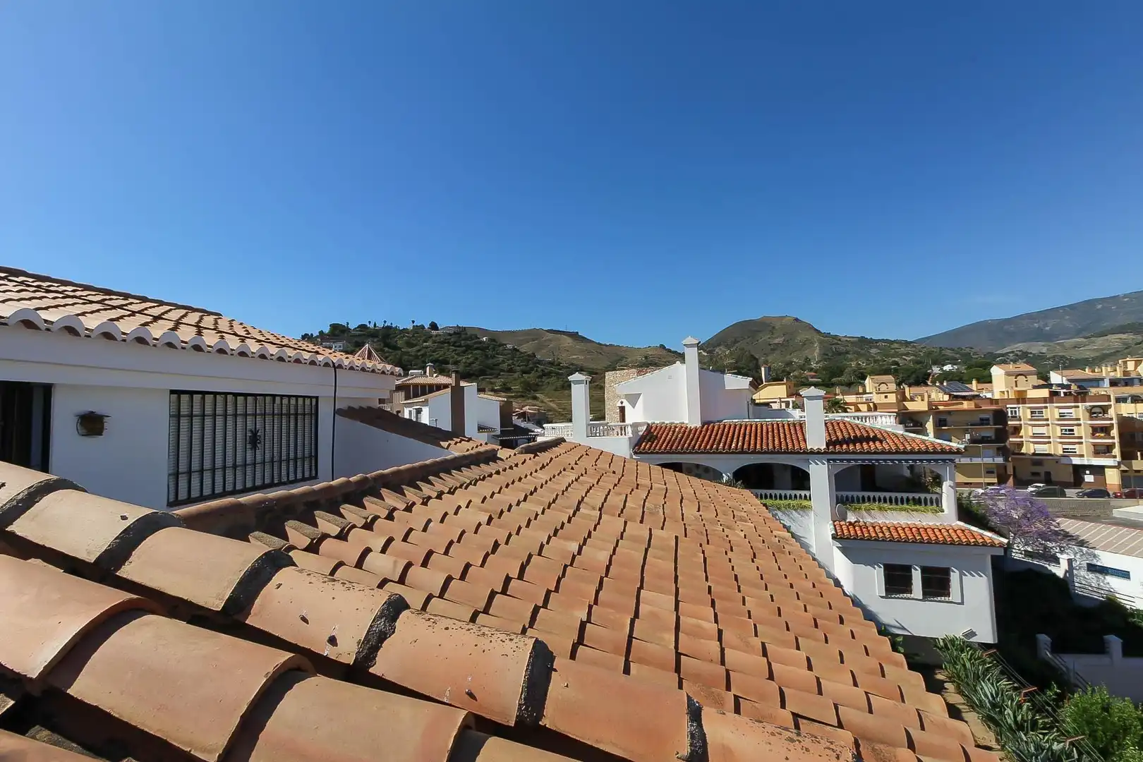 Vista exterior de Casa o xalet en venda en Motril amb Piscina
