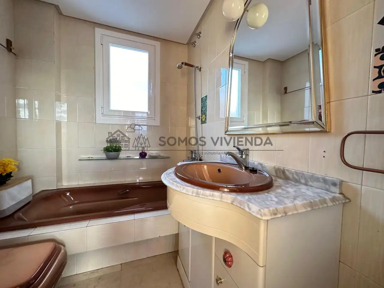 Badezimmer von Dachboden zur Miete in Ourense Capital  mit Heizung, Terrasse und Möbliert