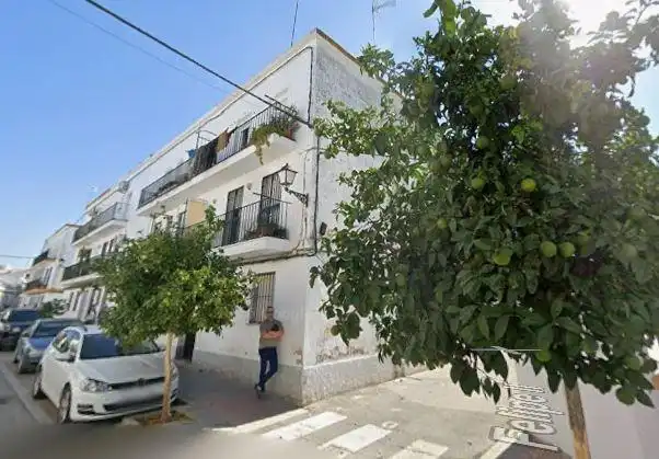 Vista exterior de Casa adosada en venda en Lora del Río