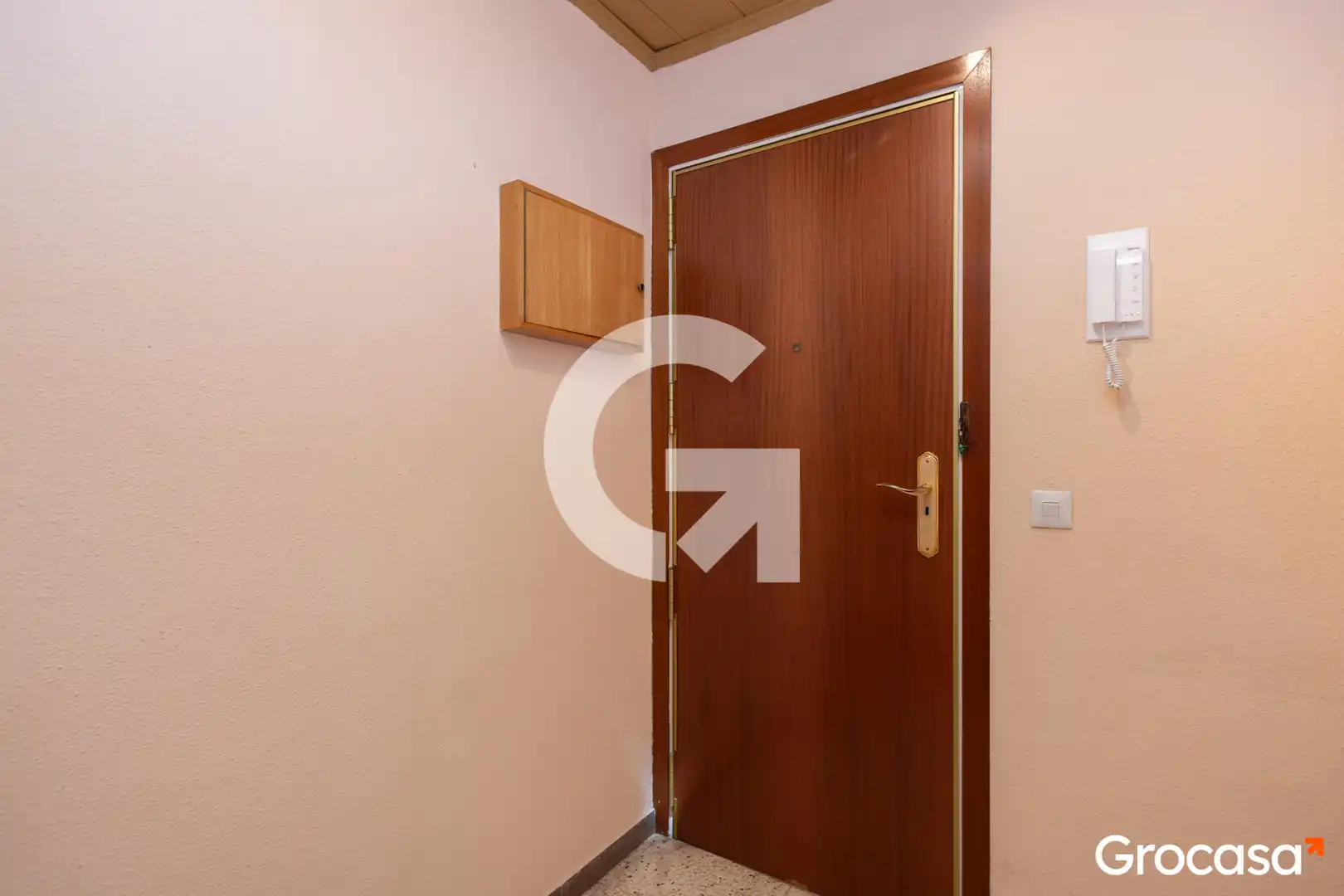 Piso en venta en Sant Vicenç Dels Horts con Calefacción, Terraza y TV