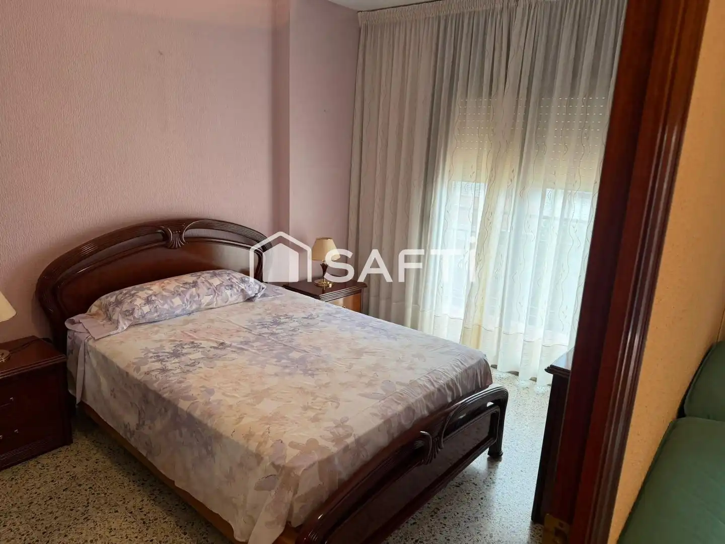 Apartamento con terraza en venta en Riu Sud, imagen 2