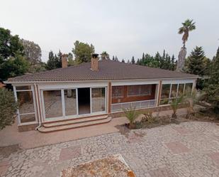 Vista exterior de Casa o xalet en venda en Elche / Elx amb Jardí privat, Terrassa i Traster