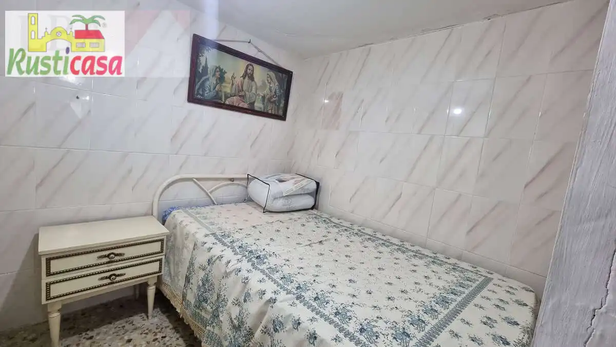 Habitación de Casa o chalet en venta en Baños de la Encina con Terraza y Amueblado