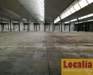 Industrial buildings to rent in Reocín