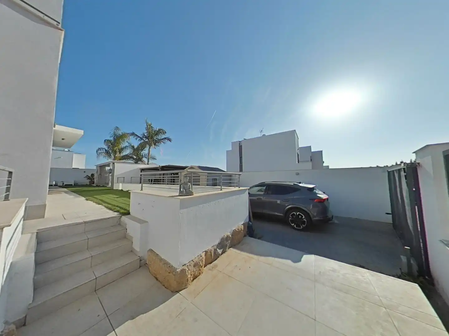 Vista exterior de Casa adosada en venta en Alhaurín de la Torre con Aire acondicionado, Jardín privado y Terraza