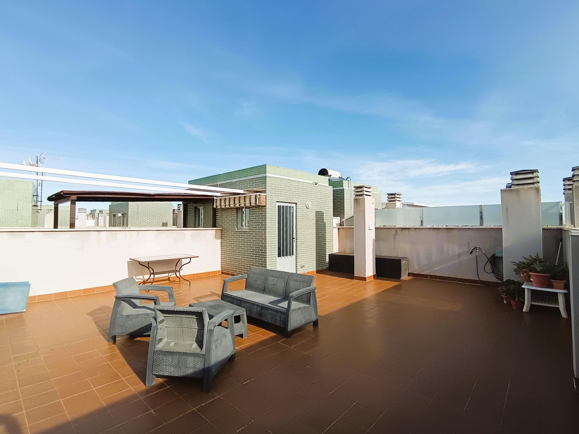 Terraza de Ático en venta en Orihuela con Aire acondicionado, Terraza y Piscina