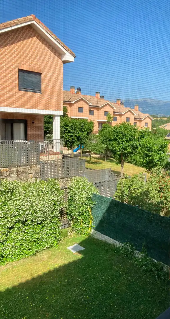 Reihenhaus mit Pool zum Verkauf in Calle de la Retama, imagen 4