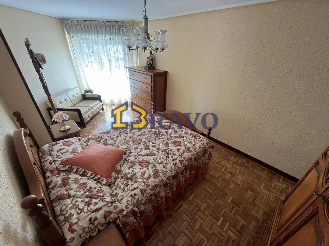 Bedroom of Flat for sale in Medina de Pomar  with Heating, Furnished and Balcony