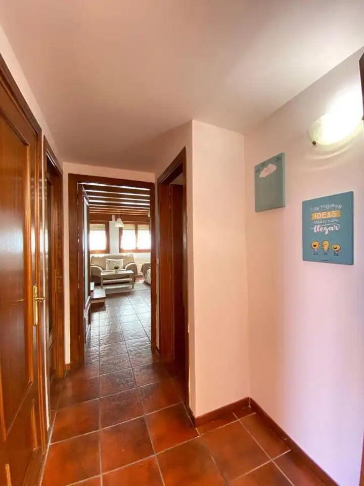 Piso para compartir en Segovia con Calefacción, Terraza y Amueblado