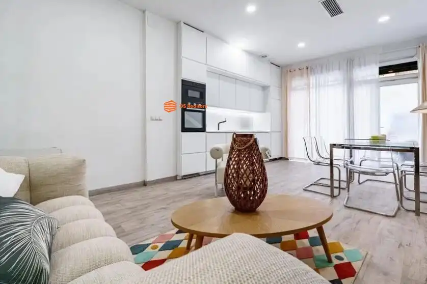 Ground floor with lift for sale in Calle ARTISTAS, imagen 2
