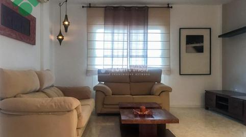 Foto 3 de Casa adosada en venda a La Cala del Moral, Málaga