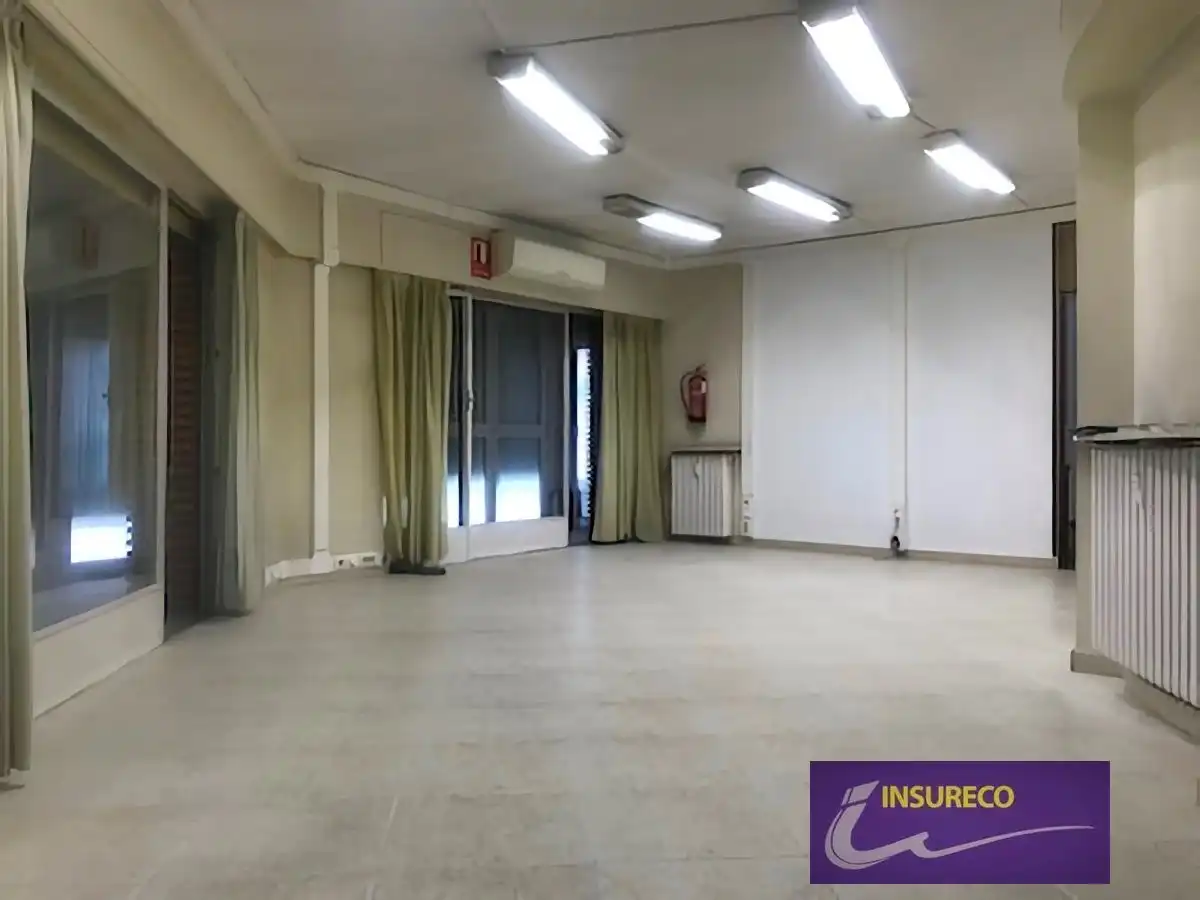 Local comercial en alquiler en República Argentina, imagen 2