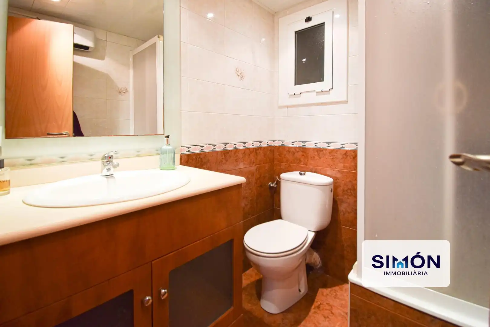 Bathroom of Flat for sale in Manresa