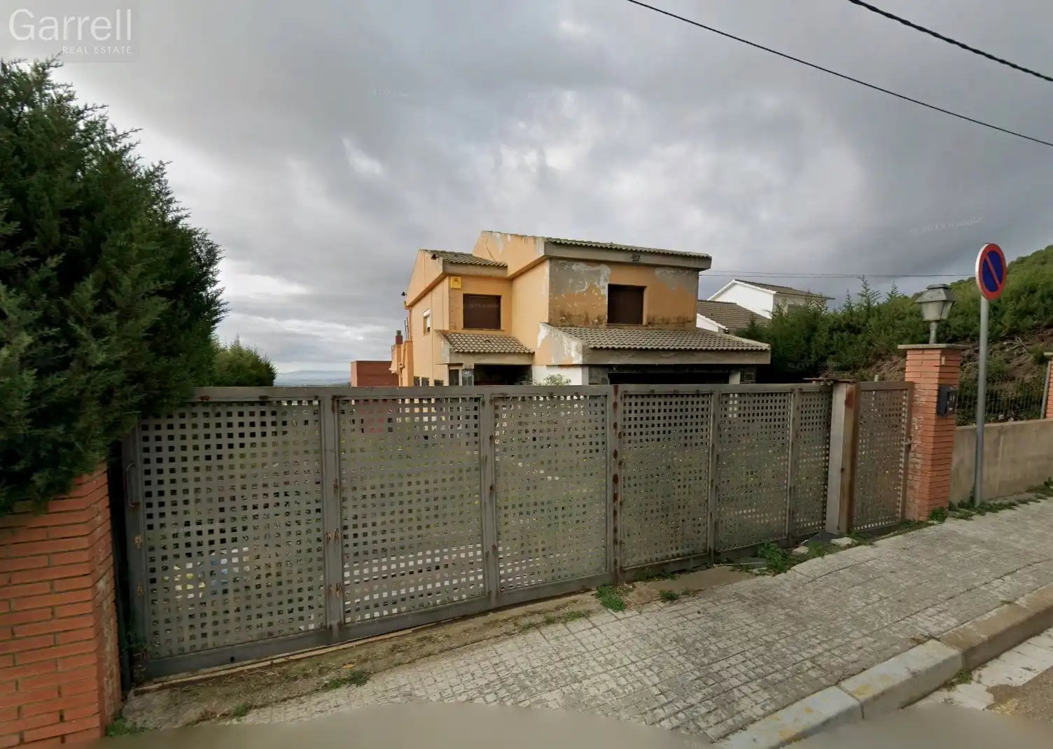 Detached house with pool for sale in AV CAN VOLART 
 CANOVES I SAMALUS (BARCELONA)