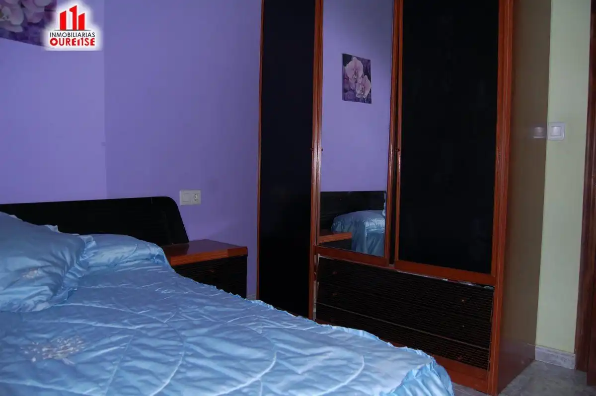 Habitación de Casa o chalet en venta en Ourense Capital  con Jardín privado, Trastero y Amueblado