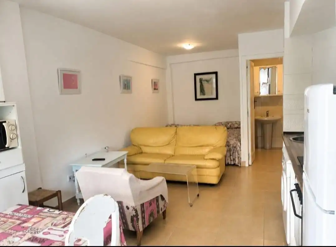 Sala de estar de Planta baja en venta en Laredo con Terraza