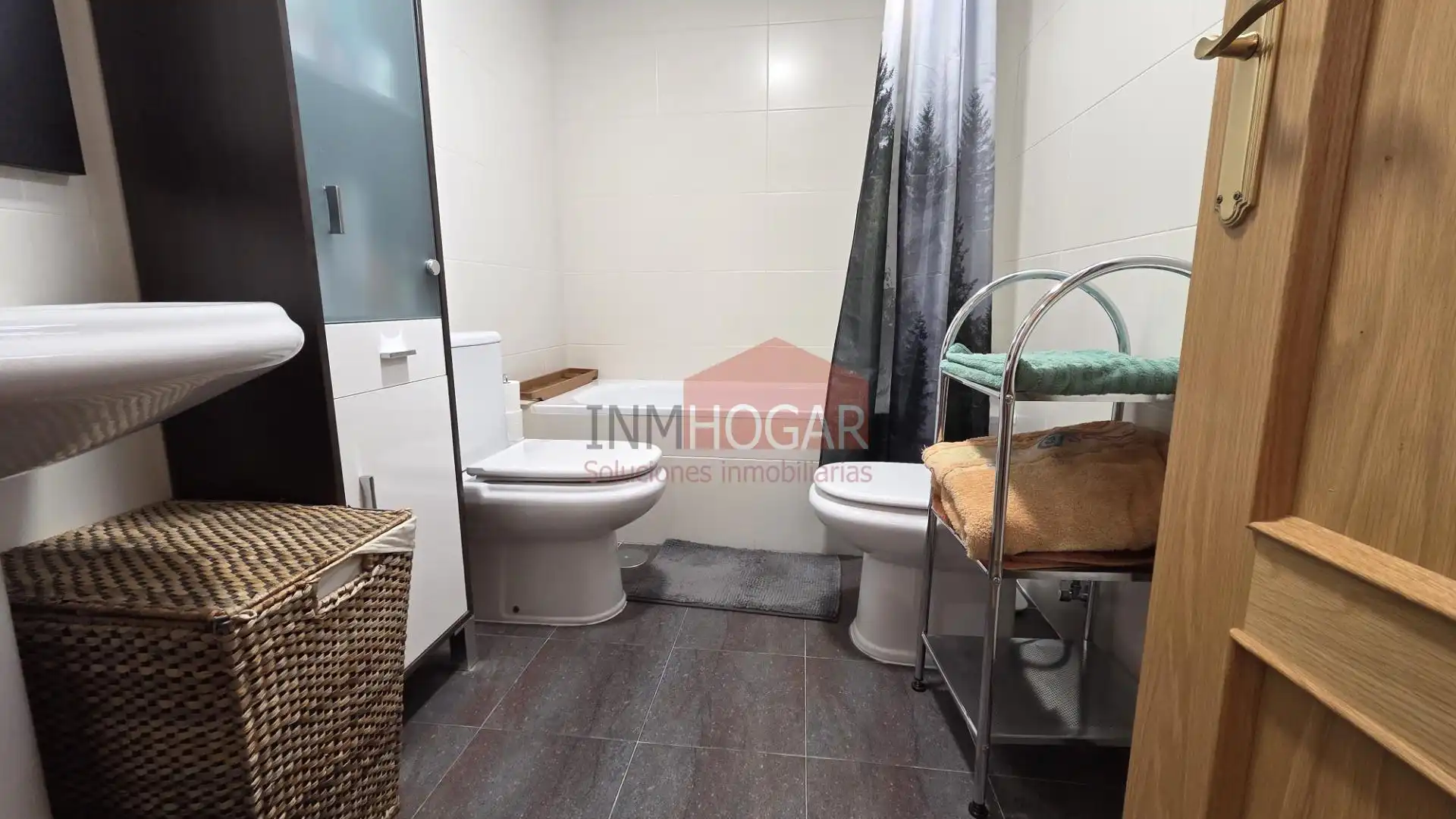 Baño de Piso en venta en Ávila con Calefacción, Terraza y Balcón