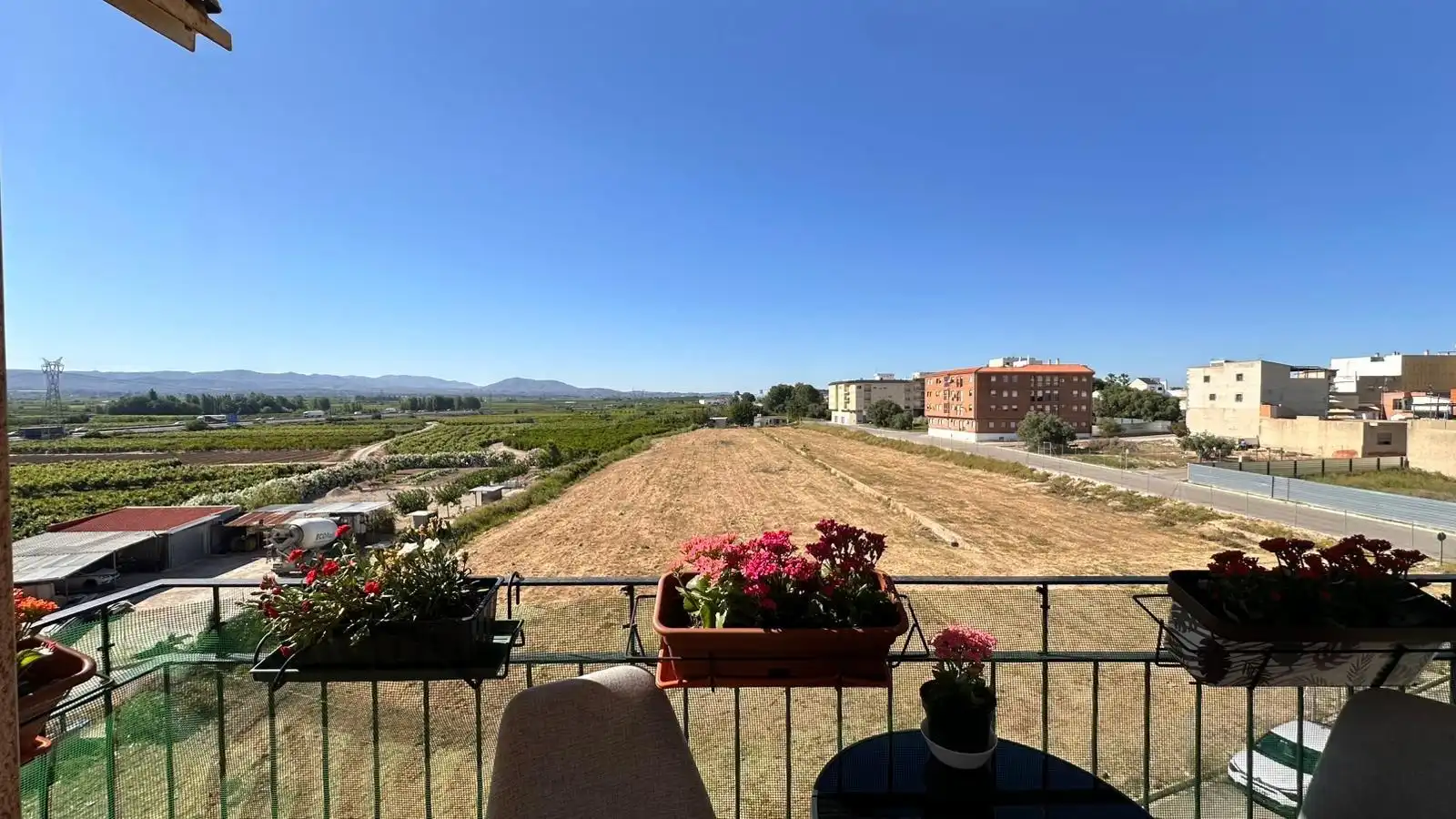 Vista exterior de Piso en venta en Massalavés con Aire acondicionado, Trastero y Amueblado