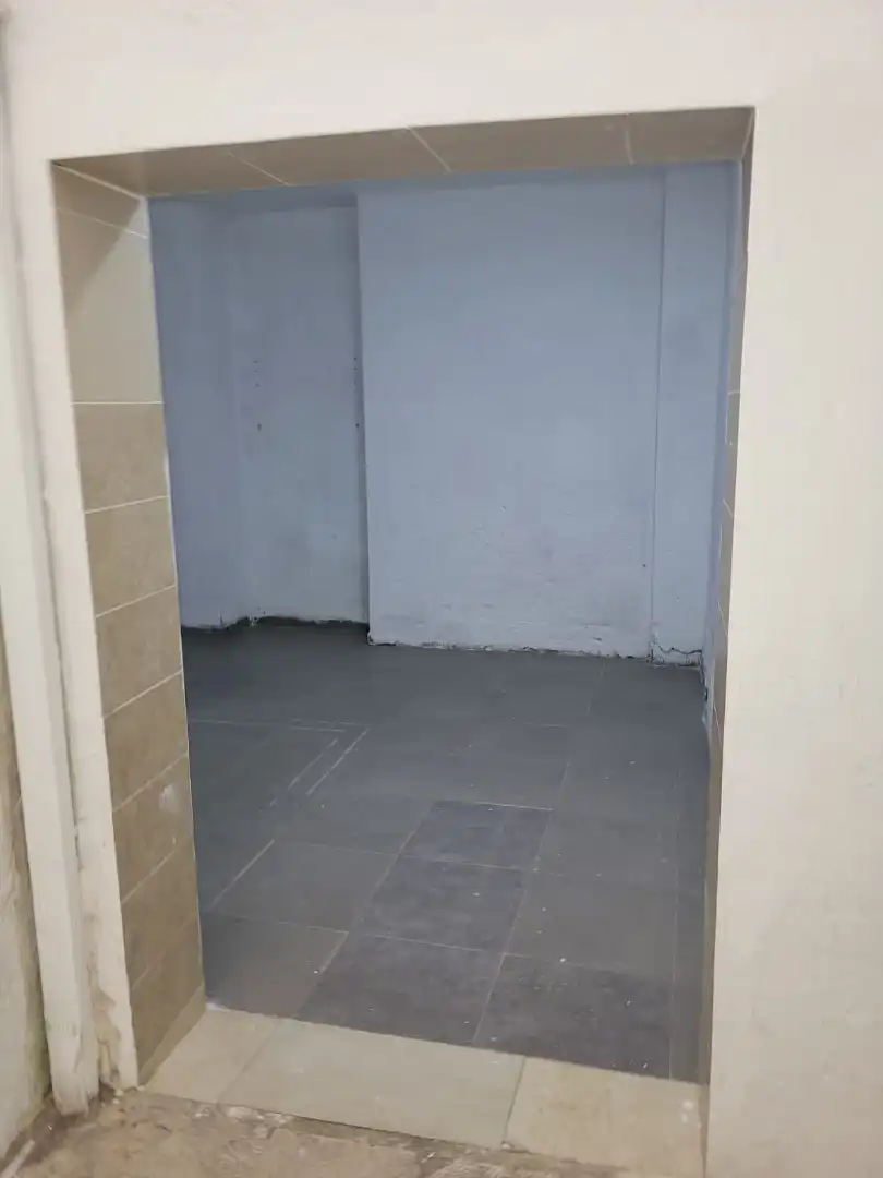 Business premises for sale in Calle Priego 38, imagen 9
