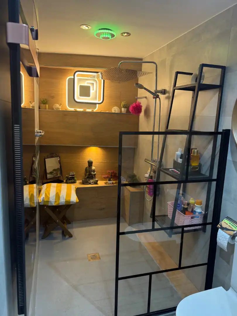 Bathroom of Flat for sale in Oviedo 
